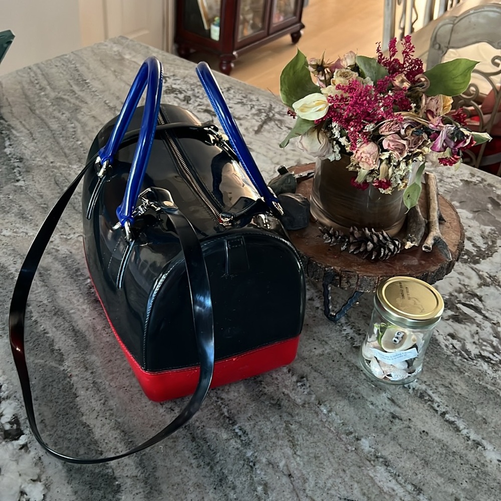 HANDBAG- BLACK RED BLUE